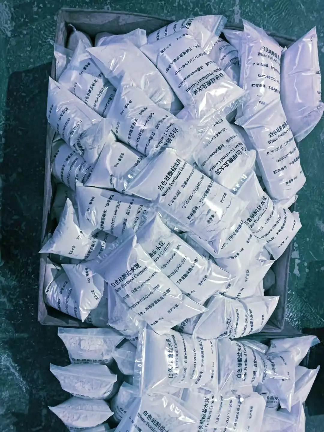 White Cement (1kg)